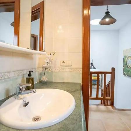 Casa vacanze Beautiful In Lanzarote 5 Mins From Marina